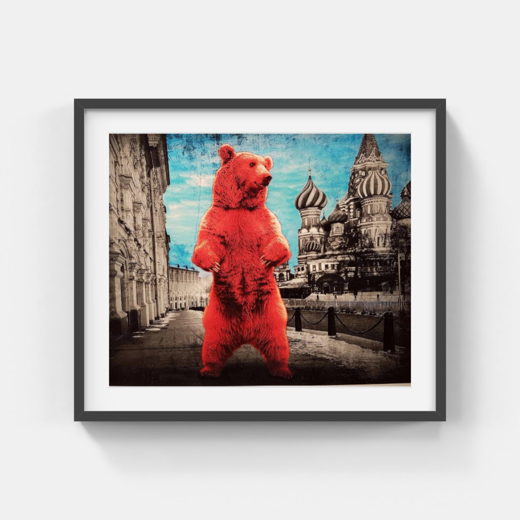 Lars Tunebo - Red square bear