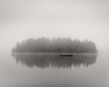 Galleri Mats Bergman Oramad Frang Dushaj - Oneiric Lake Autumn Mist B40xH33